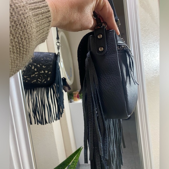 Montana West Black Leather Crossbody Bag with Fringe - Picture 4 of 5